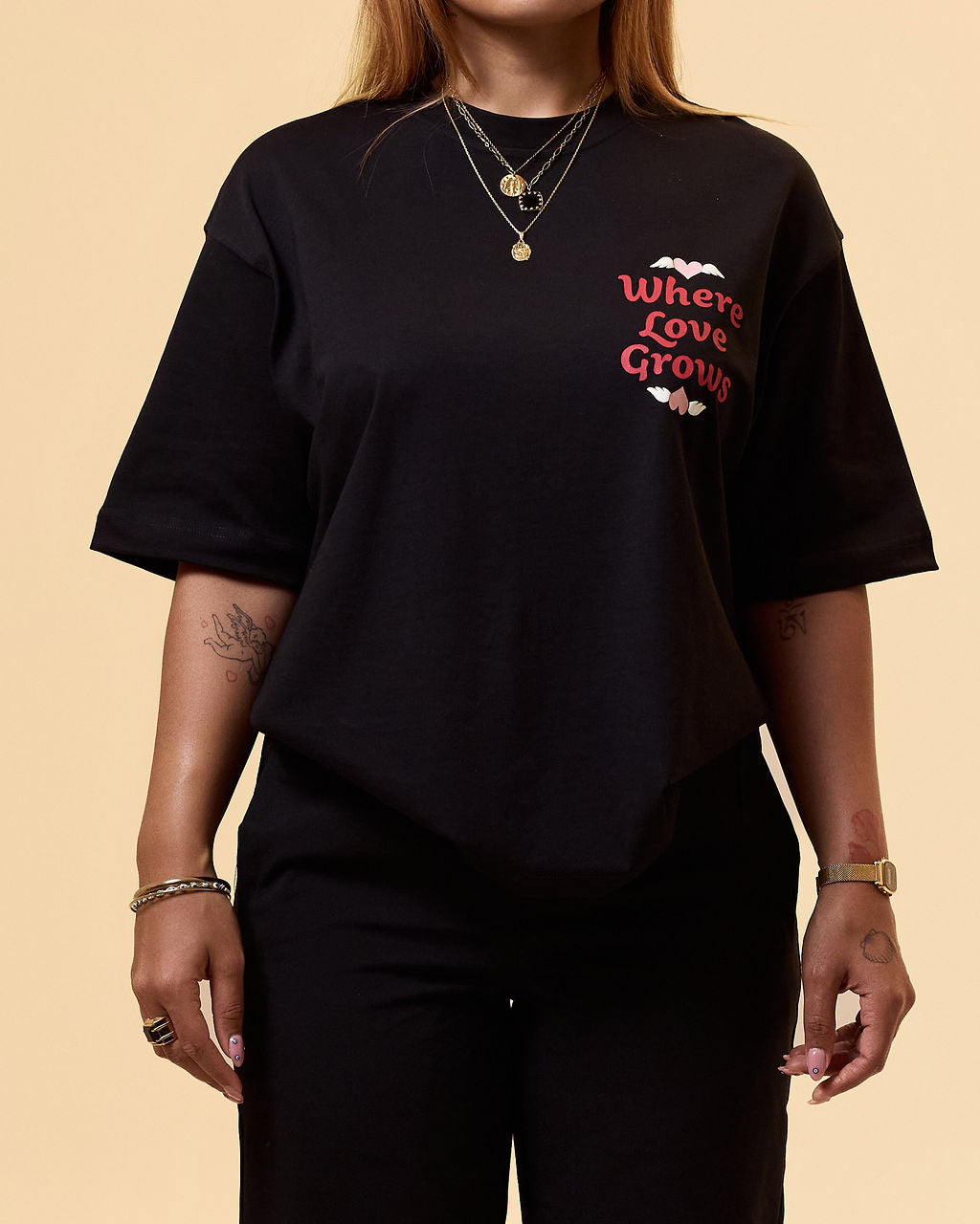 T-SHIRT " WHERE LOVE GROWS "
