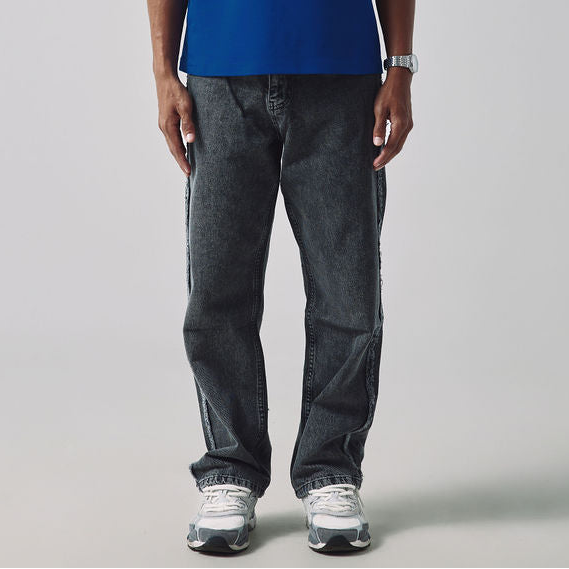 JEAN BAGGY À CÔTÉ EFFILOCHÉ